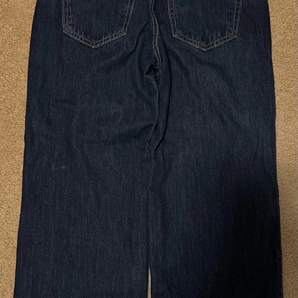 Hollister Dark Wash Low Rise Baggy Jeans 4S - Picture 3 of 6